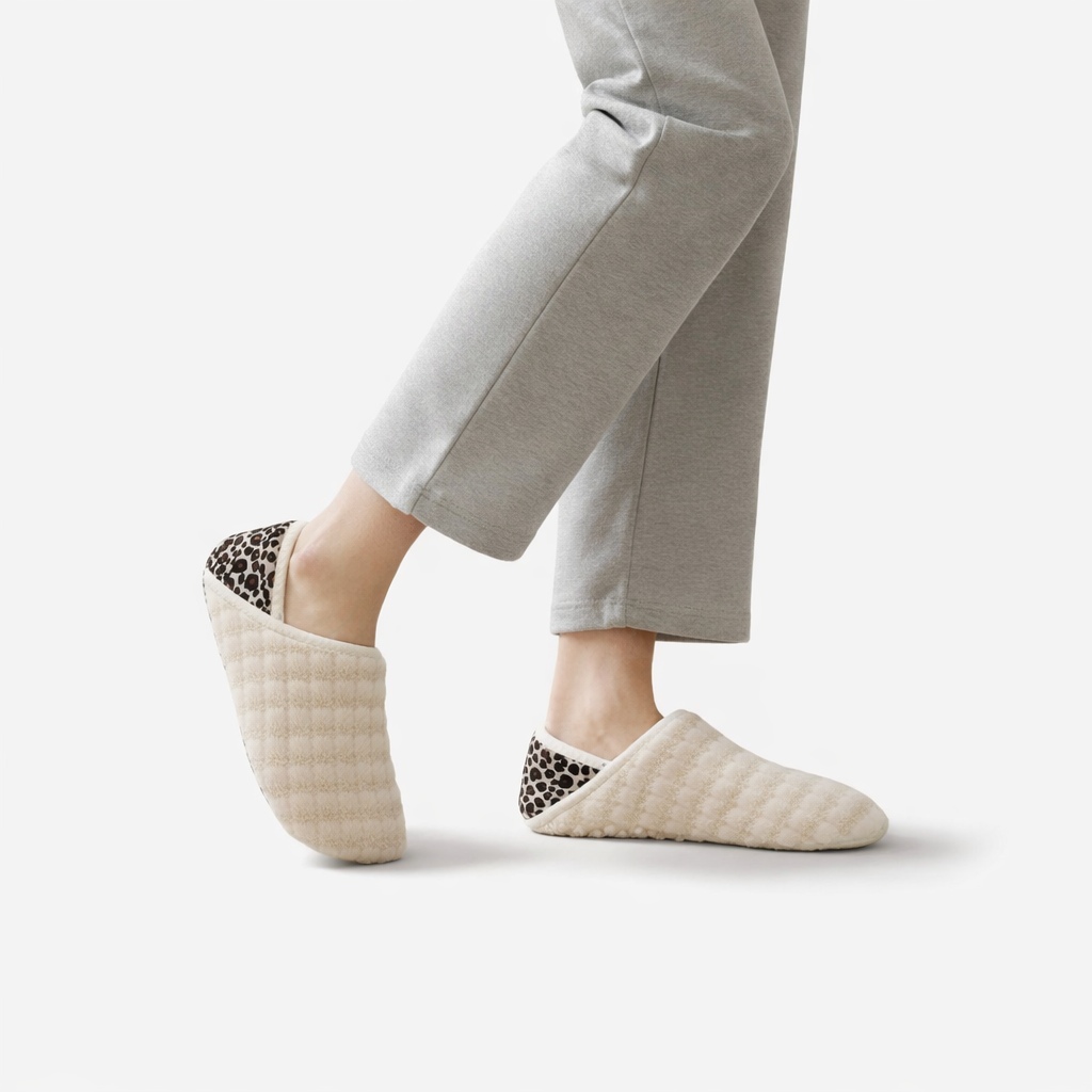 Oldevaine | Women’s Plush Slip-On House Slippers Closed Toe