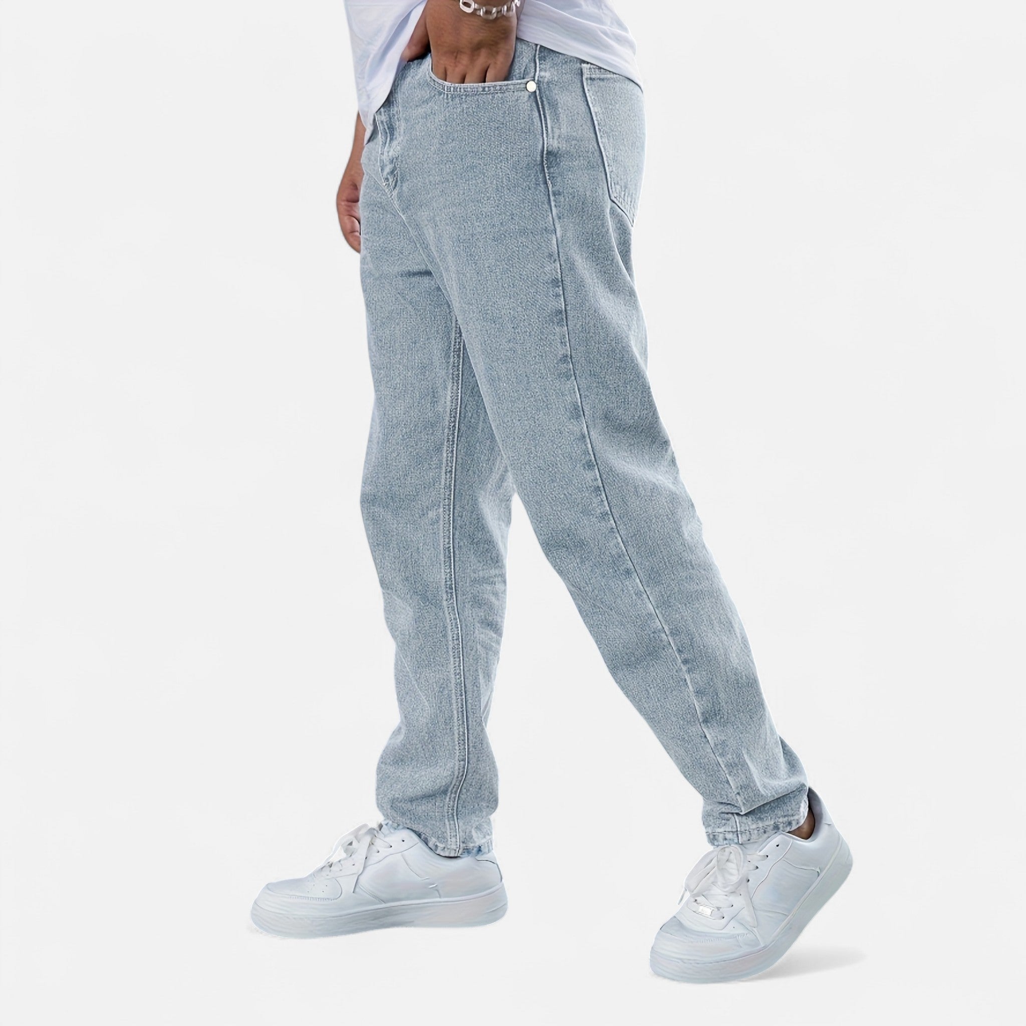 Oldevaine | Black Washed Straight Jeans – Strength and Elegance
